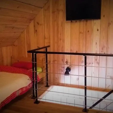Guest house Gite Et Salers Des Monts D'arree *