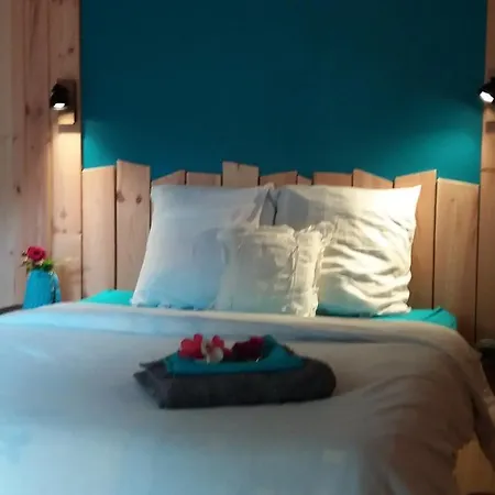Gite Et Salers Des Monts D'arree Guest house Brennilis